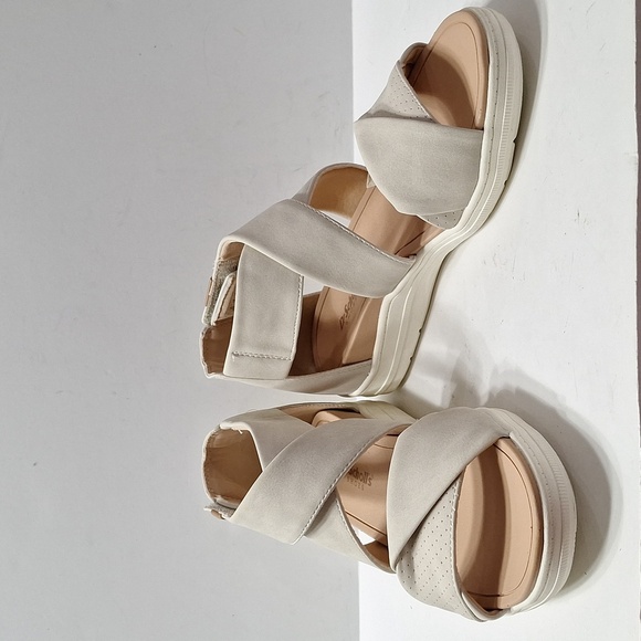 Dr Scholl's Cream Time Off Fun Padded Insole Strappy Comfort Wedge Sandal 7.5 - Picture 13 of 15